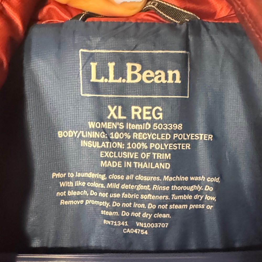 L.L. Bean Blue and Red Women's Jacket - Picture 2 of 6